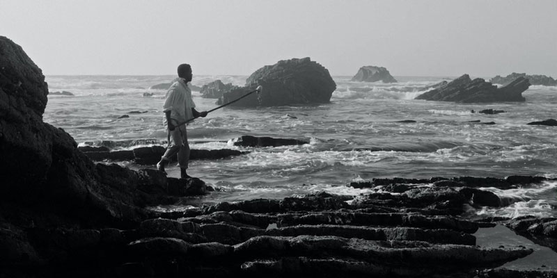 João pescando