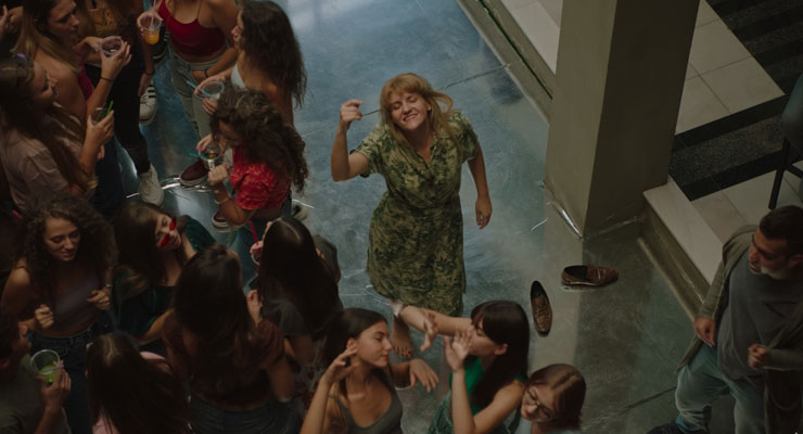 Asja dançando
